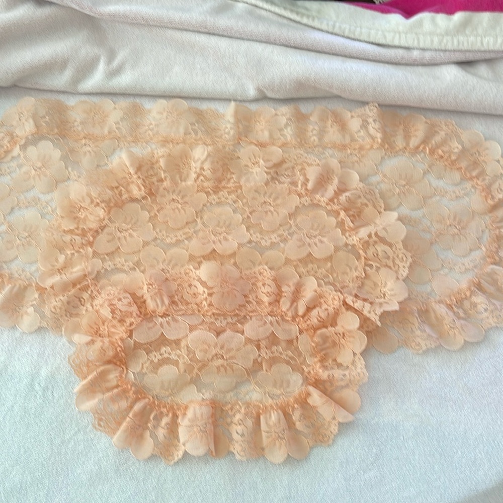 Set of 3 beautiful peach lace doilies/dresser scarves